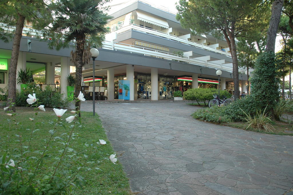 Residence Isvico Λινιάνο Σαμπιαντόρο Εξωτερικό φωτογραφία